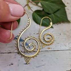 1000 &amp; en nat. Labyrint G