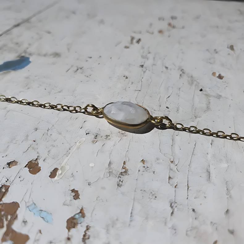 Mnestens armbnd i messing