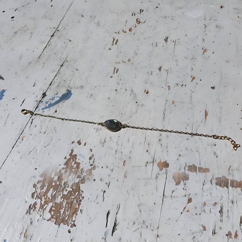 Gul labadorit armbnd messing