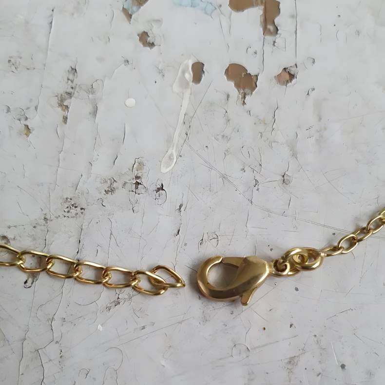 Bl Labadorit armbnd messing