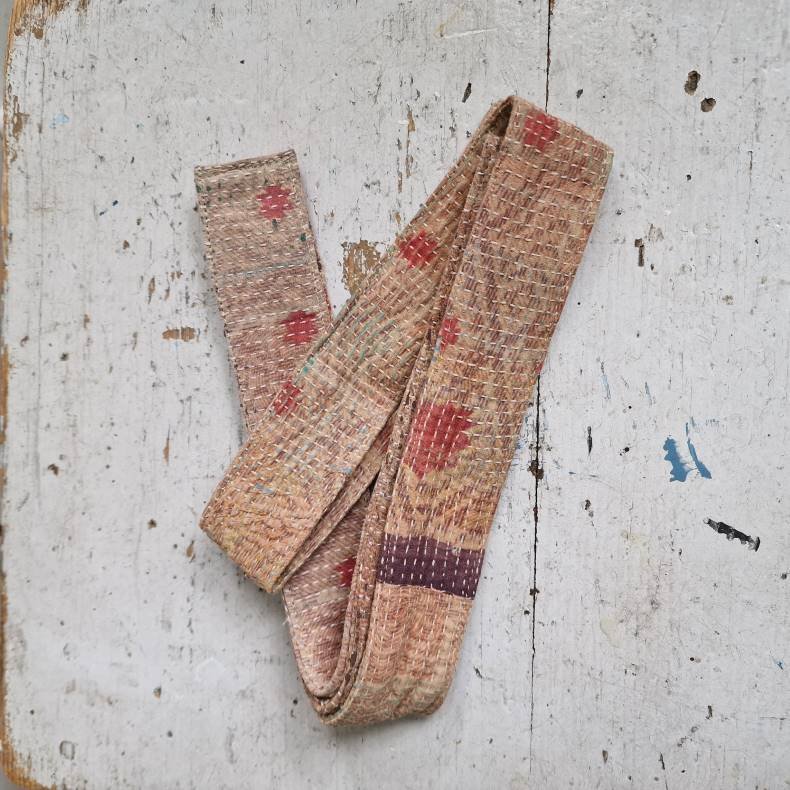 Kantha blte strop No.1