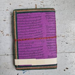 Mrk lilla shiva hndlavet bog M