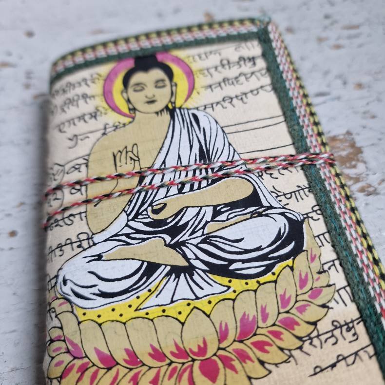 Fldefarvet buddha hndlavet bog S
