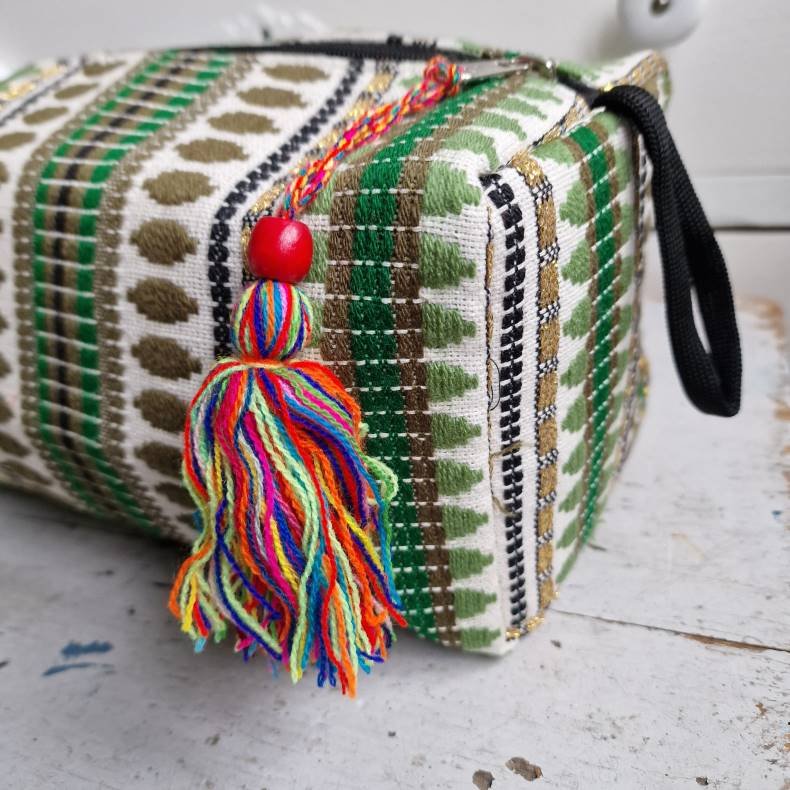 Vvet toilettaske grn