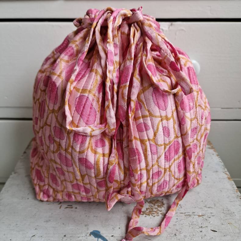 Projekttaske unika silke pink/rosa mnster