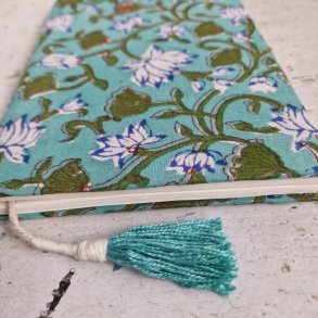 Bloktrykt bog, turkis/hvid