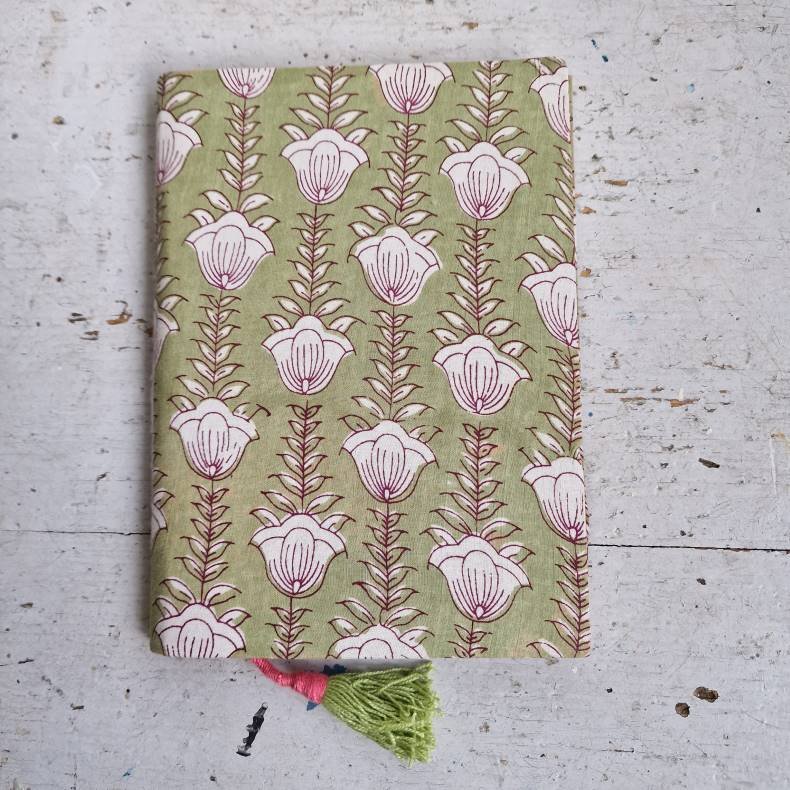 Bloktrykt bog, stvet grn