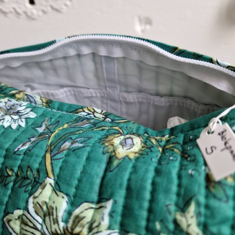 Bloktrykt toilettaske grn S