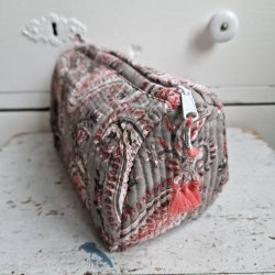 Bloktrykt toilettaske sand/fersken M