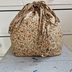 Projekttaske unika silke lys gylden smmnstret