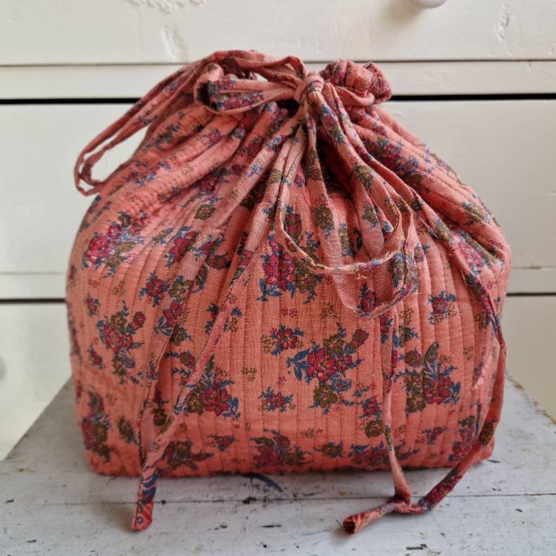 Projekttaske unika silke rosa blomster