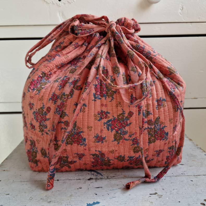 Projekttaske unika silke rosa blomster