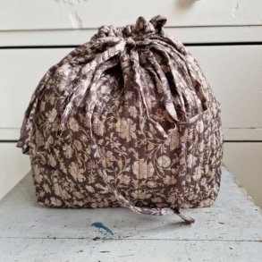 Projekttaske unika silke varm brun med blomster