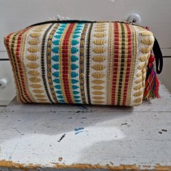 Vvet toilettaske gylden