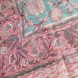 Bloktrykt bomulds trklde turkis/hvid/rd/pink 117x183