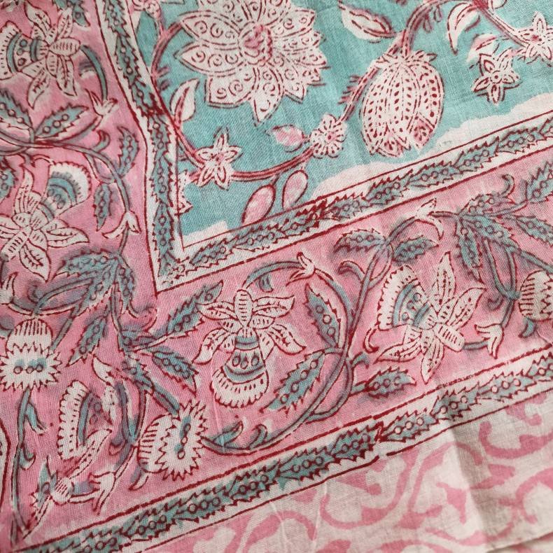 Bloktrykt bomulds trklde turkis/hvid/rd/pink 117x183