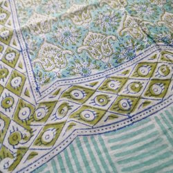 Bloktrykt bomulds trklde grn/turkis/hvidt 116x187