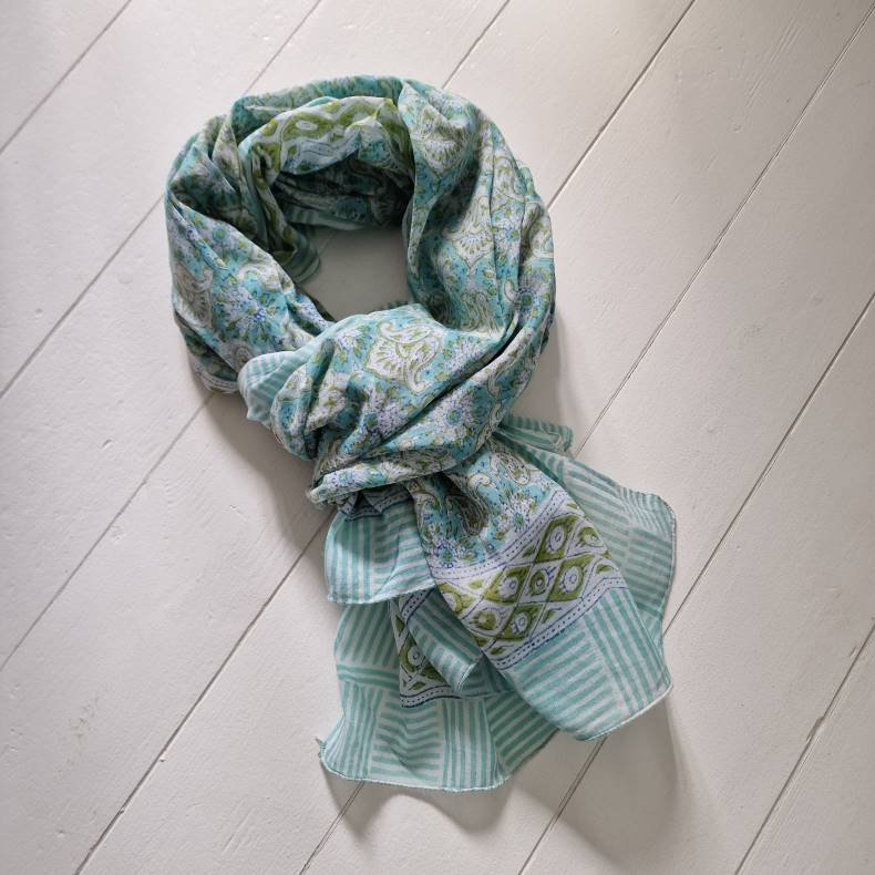 Bloktrykt bomulds trklde grn/turkis/hvidt 116x187