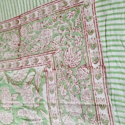 Bloktrykt bomulds trklde hvidt/grnt 119x196