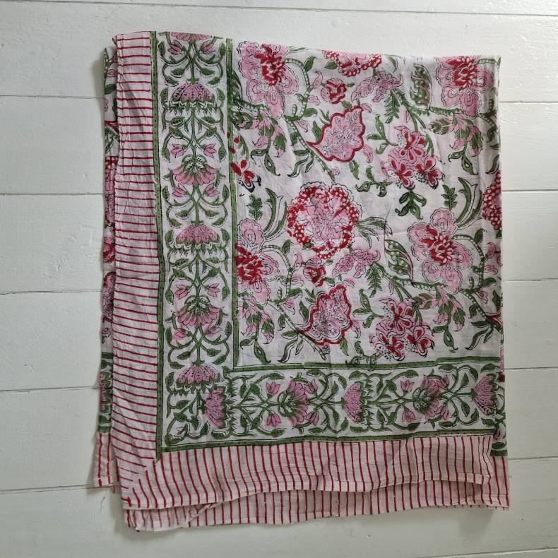 Bloktrykt bomulds trklde grn/mrk rd 119x187