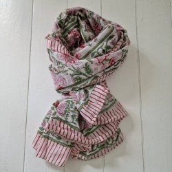 Bloktrykt bomulds trklde grn/mrk rd 119x187