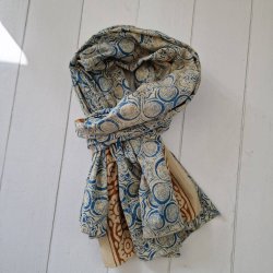 Ubleget bloktrykt trklde blt/carry 112x177 cm