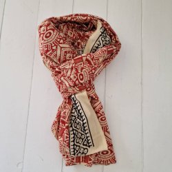 Ubleget bloktrykt trklde rdt/hjerte/sort 110x177 cm