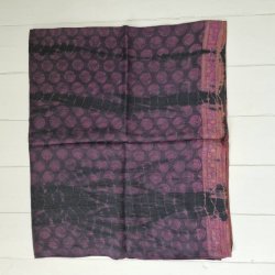 Stort Silke trklde lilla/sort 94x221