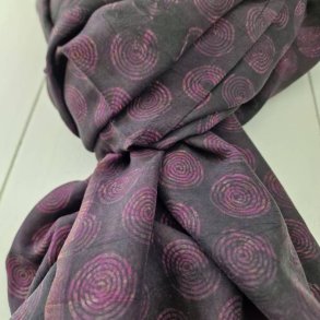 Stort Silke trklde lilla/sort 94x221