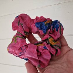Scrunchies pink vintage silke Medium 