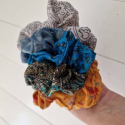 Mix st af 5 stk. scrunchies medium