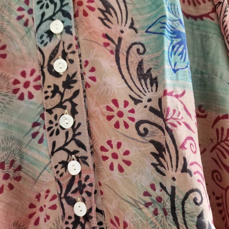 Skjorte med skd vintage saree silke rosa/turkis/flde s/m