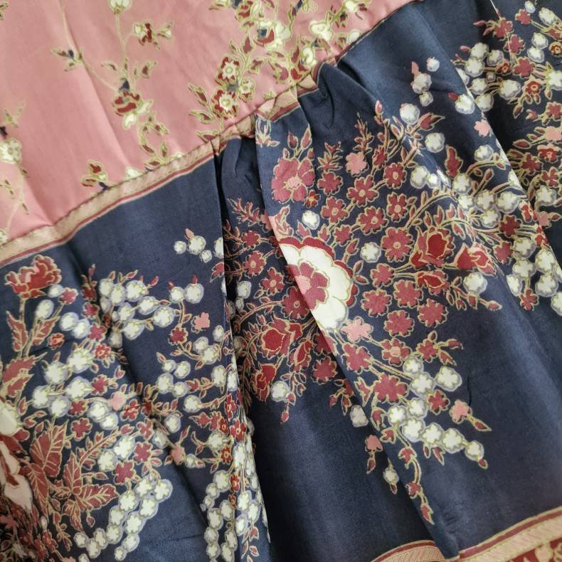 Skjorte med sk�d vintage saree silke rosa/sort l/xl