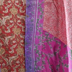 Silke kimono bygebjerg tone i tone kort med blte No.5