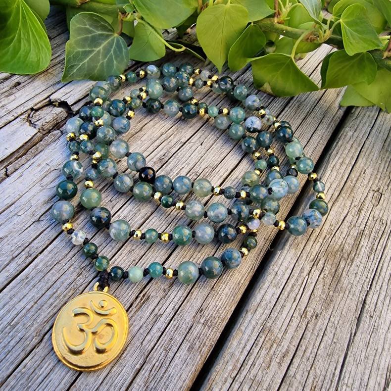 Trible ohm green mala