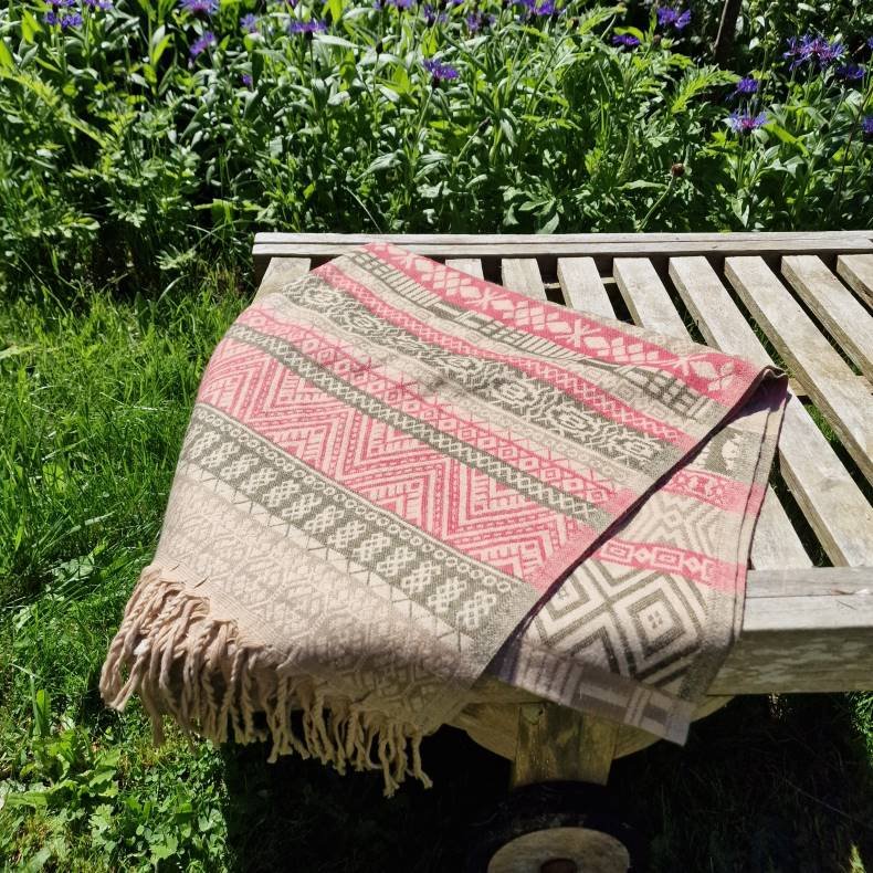 Grafisk uldtppe brun/rosa med tern