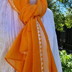 Orange t�rkl�de med hvid bort