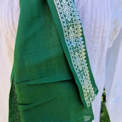 Gr�nt t�rkl�de med hvid bort