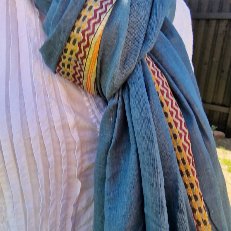 Gr�nbl�t t�rkl�de med r�d/orange/gr�n/gul bort