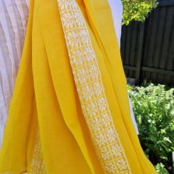 Gult t�rkl�de med hvid bort