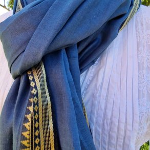 Blt trklde med gylden bort