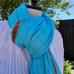 Turkis lys t�rkl�de med smal gylden/r�d bort