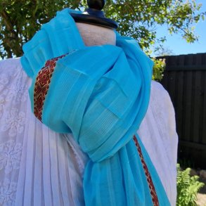 Turkis lys t�rkl�de med smal gylden/r�d bort