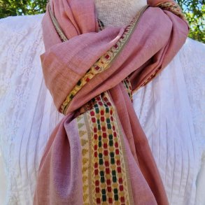 Rosa t�rkl�de med bred gylden/r�d/gr�n bort