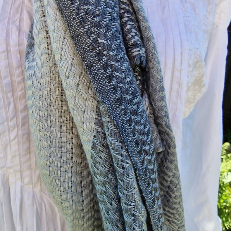 Unisex halstrklde mixuld 3 farvet