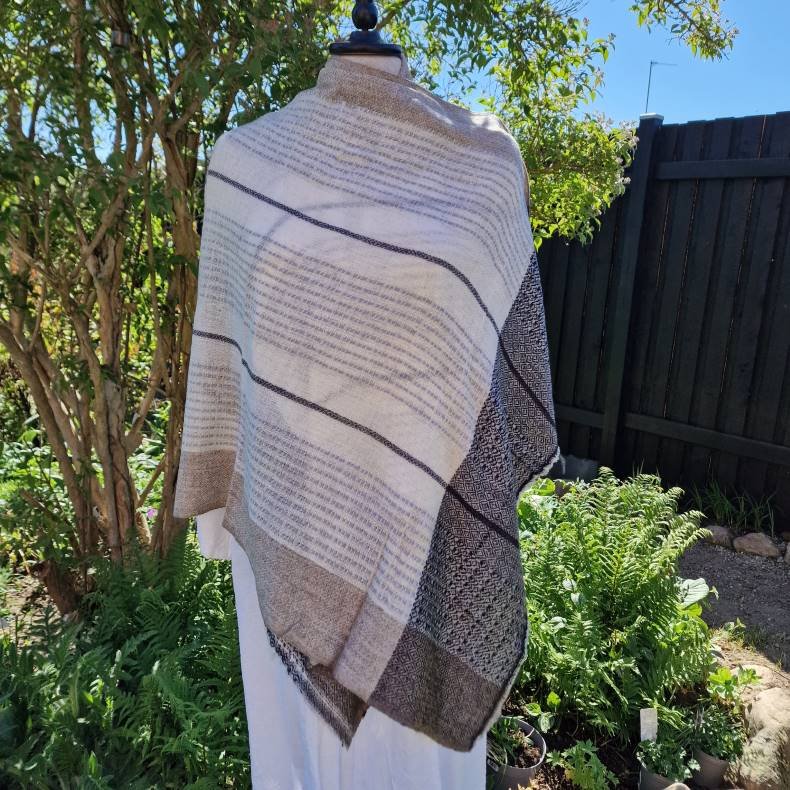 Uldmix halstrklde lyst mnster