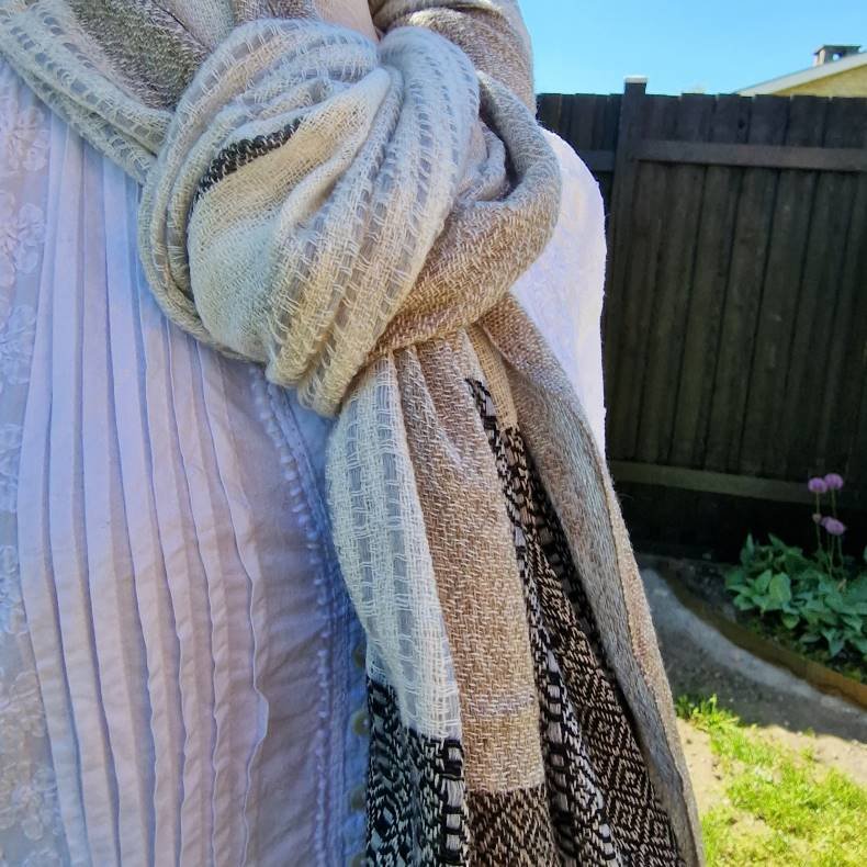 Uldmix halstrklde lyst mnster