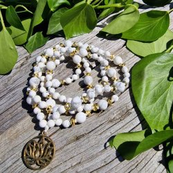 Howlite flower mala luksus boheme mala