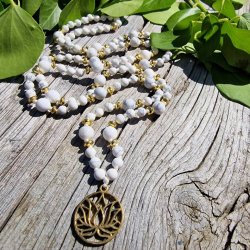 Howlite flower mala luksus boheme mala