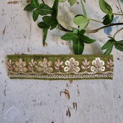 Vissengrn hrpynt med 10 cm spnde No.52